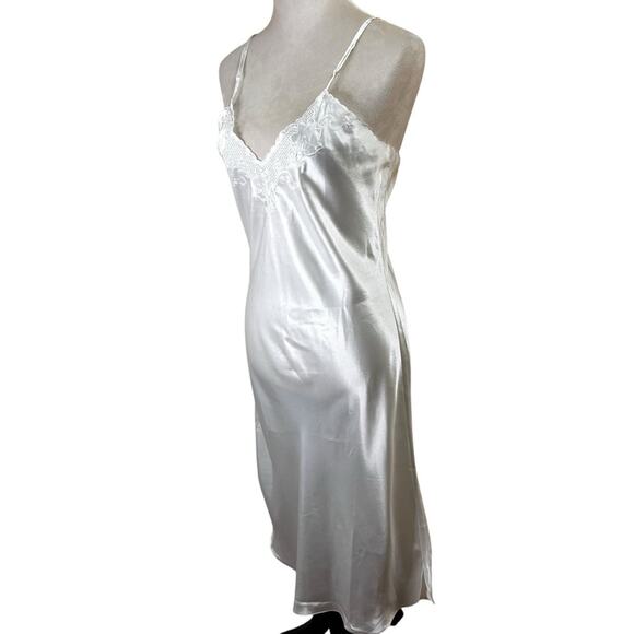 Vintage 90s Satin Bridal Slip Dress – Hand Embroidered, French Seams, Size L - Picture 4 of 11